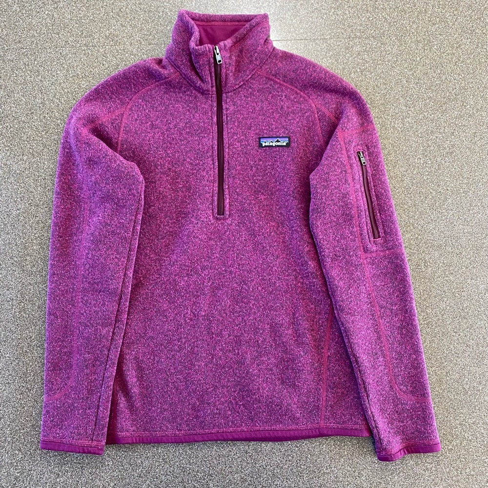 Women’s Patagonia Better Sweater 1/4 zip pullover Size Small.